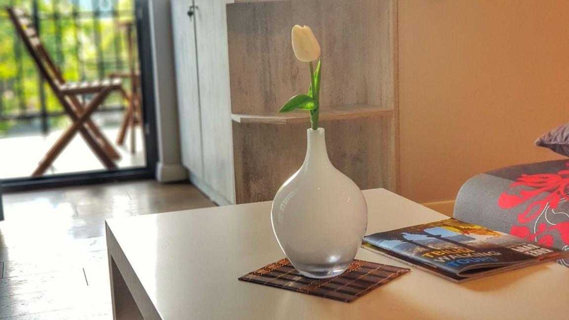 Your Home In Tbilisi: Cosy Stay In The Old City Exteriör bild
